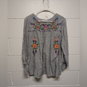 JODIFL Embroidered Gray Top with Floral Accents Boho Hippie (Women's Small)